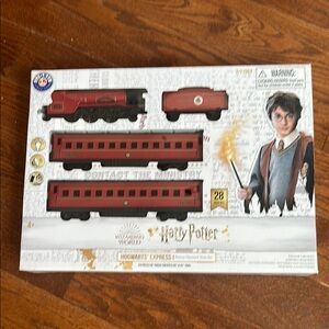 Hogwarts Express Train Set - Red